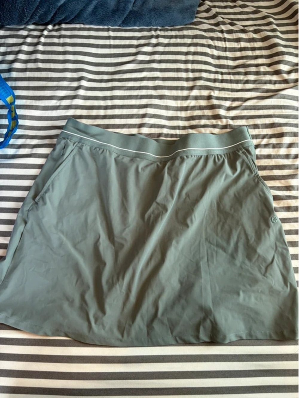 Soybu green skort L